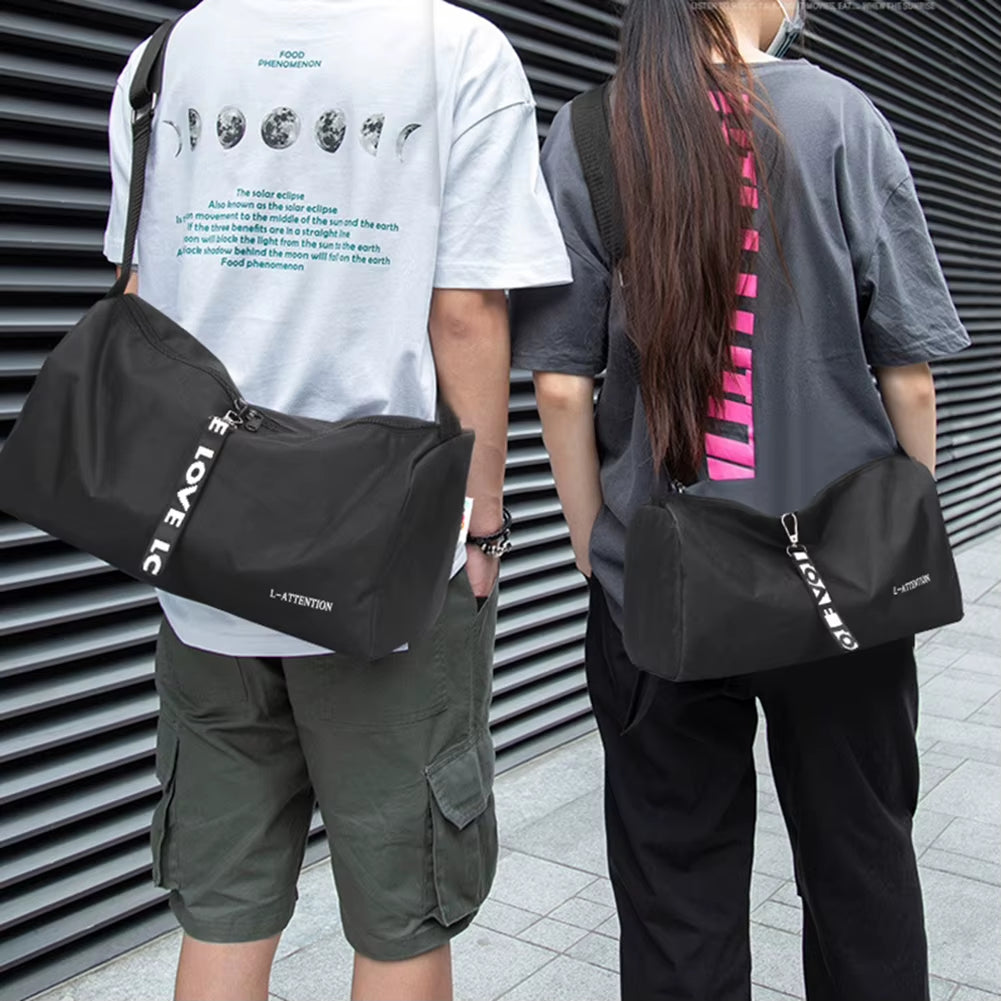 Professional Waterproof Gym Bag for Men and Women with Large Capacity and Separate Shoe Compartment - Ideal for Fitness and Travel