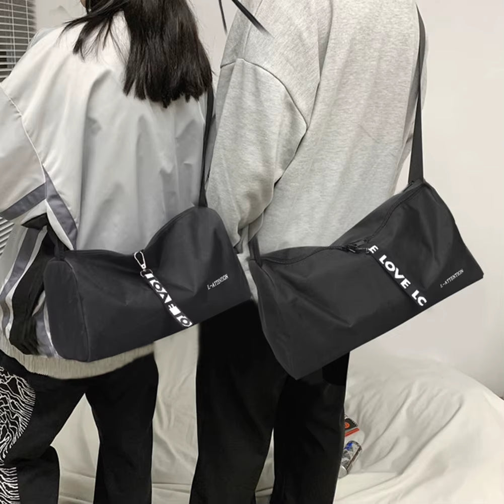 Professional Waterproof Gym Bag for Men and Women with Large Capacity and Separate Shoe Compartment - Ideal for Fitness and Travel